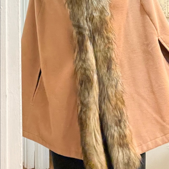 ✨Fabulous furs faux fur trimmed poncho✨ - Picture 12 of 15